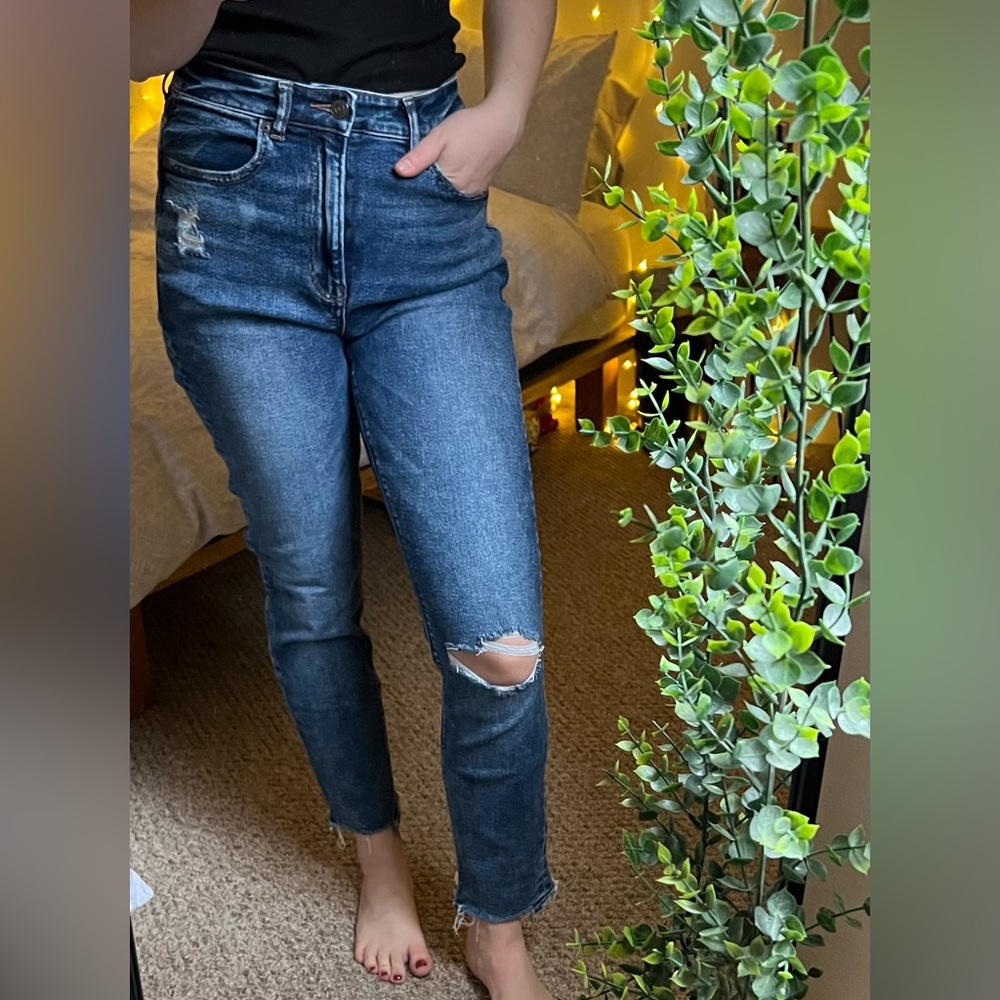 American Eagle Highest Rise Mom Jean